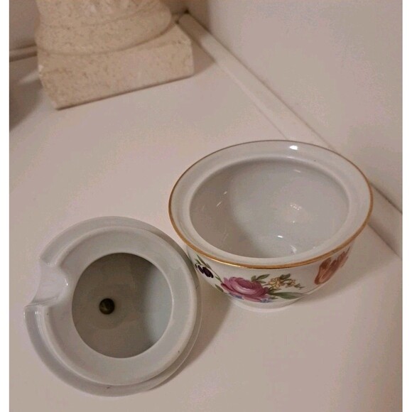 Vintage JLMenau Graf Von Henneberg Porcelain Bone China Sugar Bowl With Lid - Picture 8 of 9
